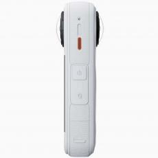Insta360 X5 Standard Bundle white
