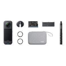 Insta360 X5 Essentials Bundle black